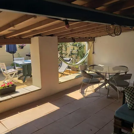 Holiday home Petite Maison Independante A 20min De Paris *