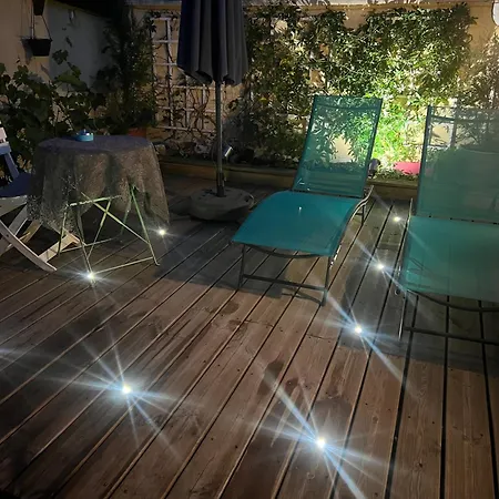 Casa de férias Petite Maison Indépendante à 20min De Paris *