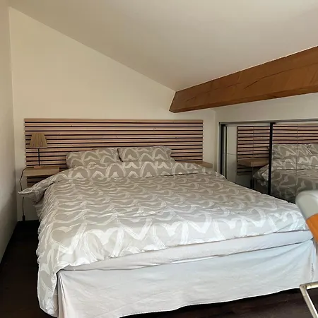 Casa de férias Petite Maison Indépendante à 20min De Paris